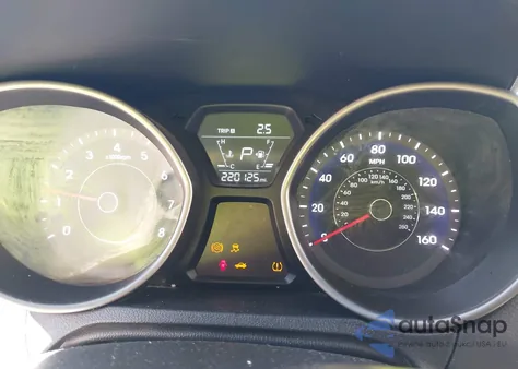 2015 Hyundai Elantra Limited из США, поврежденный, VIN 5NPDH4AE0FH565999